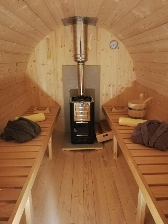 Pod Orehom Drvena Kuca I Sauna Krapina Luaran gambar